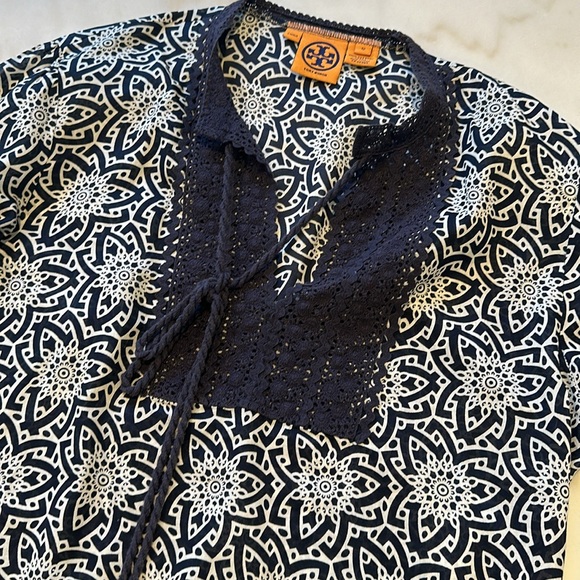 Tory Burch Black and White Blouse - Picture 4 of 16